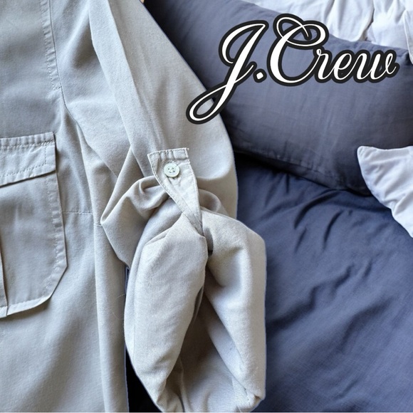 J Crew Button-Down Khaki Top -Neutral Top, Sleeve Roll-Tabs ⭐️ Perfect Condition - Picture 12 of 16